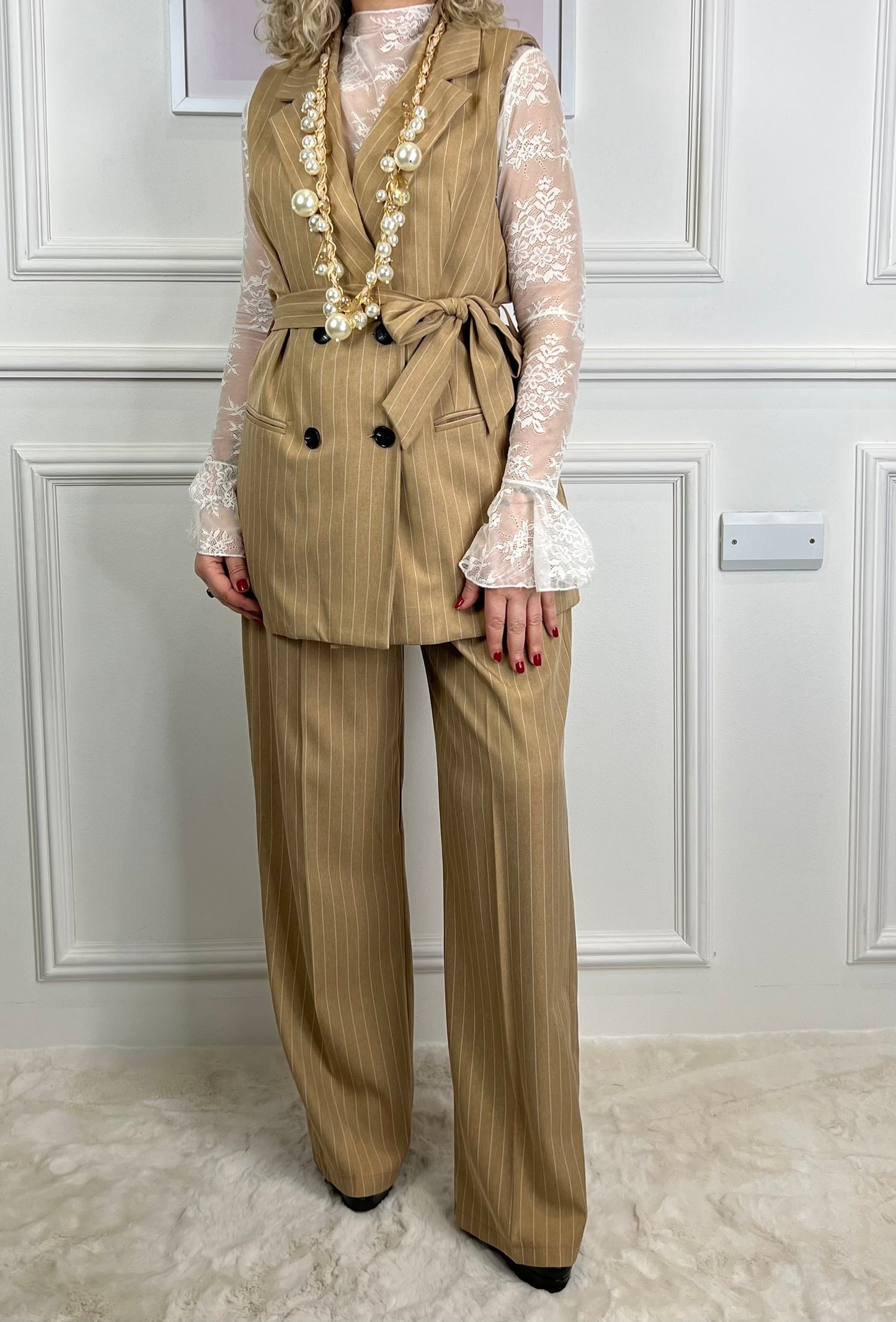 Completo CLEO beige gessato